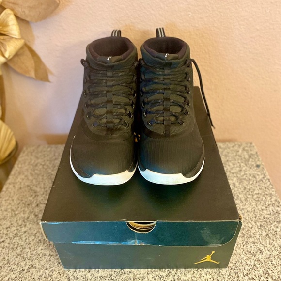 Air Jordan Ultra Fly 2 - Picture 2 of 5